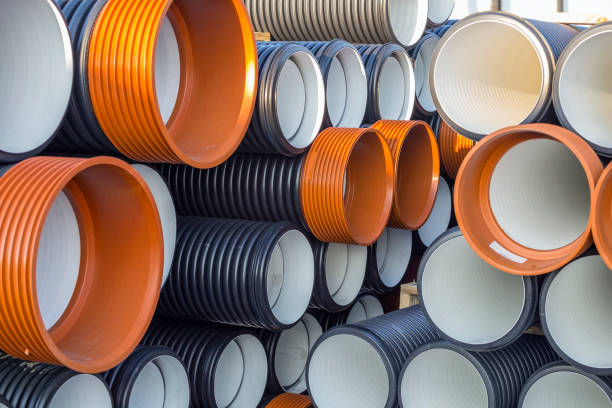 istock Stack of corrugated PVC sewer or drain pipes 896213042