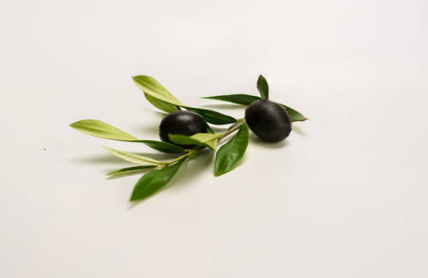 istock small dish full of olive oil 896263274