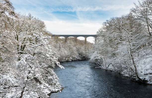 istock Pontcysyllte Aqueduct near Llangollen in Wales with snow 896277342