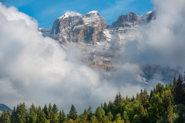 Trekking in the  around Dolomites mountains - site Trentino Alto Adige