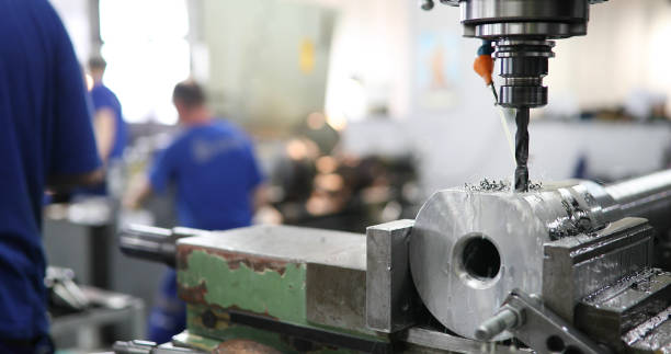 Cnc metal milling lathe machine in metal industry