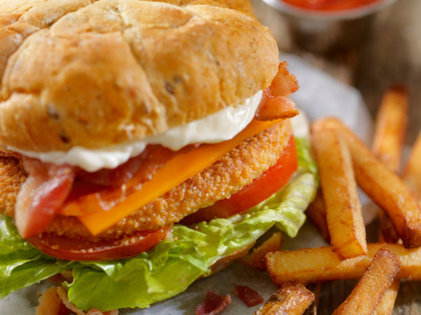 istock Crispy Chicken BLT Burger with Fries 896368440