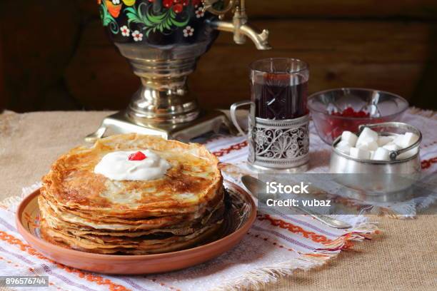 A Stack Of Pancakes Stock Photo - Download Image Now - Russian Culture, Russia, Samovar