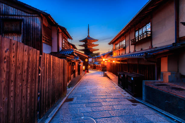 la pagode yasaka kyoto, japon - ancient architecture asia asian culture photos et images de collection
