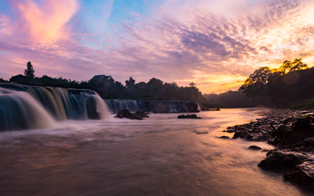 Sunrise of Parigi Waterfall