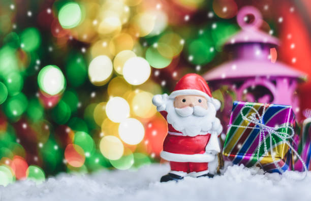 istock Santa Claus presents a happy holiday atmosphere. 896765784