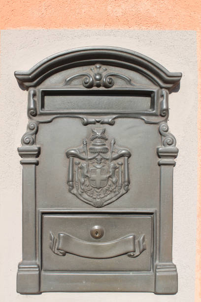 istock Old letterbox at a old building facade 896791346