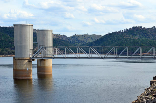 Lake Wyangala reservoir at Wyangala Dam Lake Wyangala reservoir at Wyangala Dam, at the junction of the Lachlan and Abercrombie rivers in the Lachlan River Valley, near Cowra, central west region, New South Wales, Australia cowra stock pictures, royalty-free photos & images