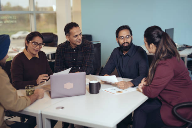 istock Late evening business meeting 896831694
