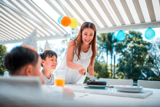 istock Family birthday celebration 896948970