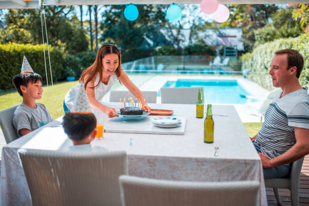 istock Family birthday celebration 896948994