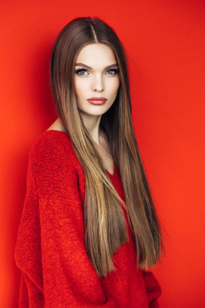 24,811 Straight Hair Style Stock Photos, Pictures & Royalty-Free Images -  iStock | Straight hair model, Long hair, Wavy hair
