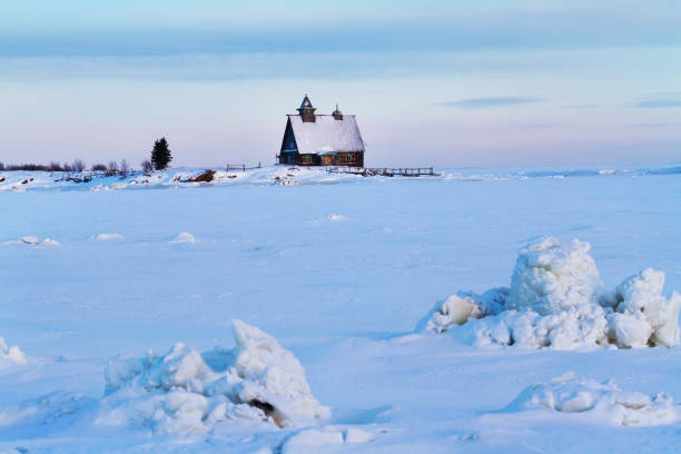 istock Russian north, White Sea in winter 897060108