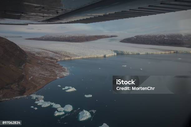 Knud Rasmussen Gletcher Stock Photo - Download Image Now - Arctic, Bird, Climate Change