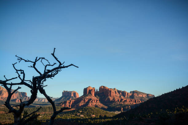 istock Beautiful Mountains of Sedona 897191692