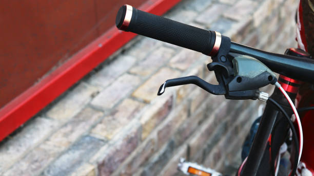 istock The grip of a standing bicycle 897242606
