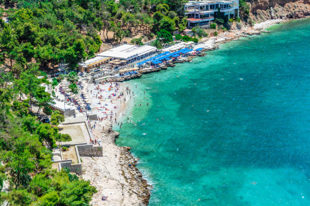 istock Beautiful turquoise water in Greece 897287956
