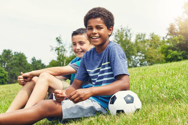 istock Friends forever in football 897385224
