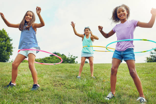 istock Whipped up in a hula frenzy 897385304