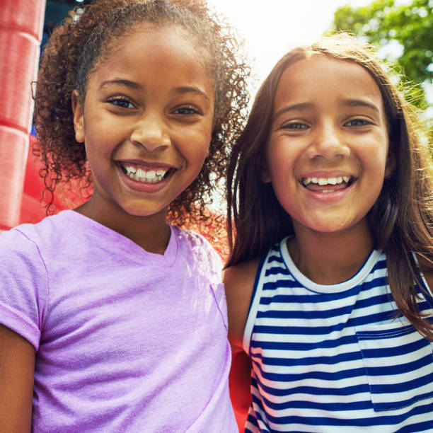 istock Nobody makes you smile like a bestie 897385320