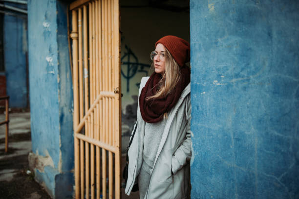 istock Fashionable girl 897475880