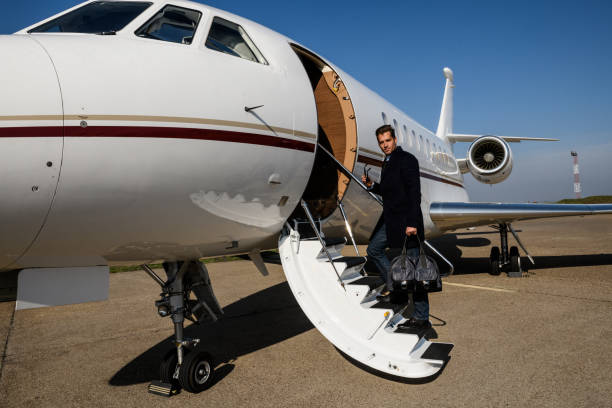 istock Man at the airport 897484674