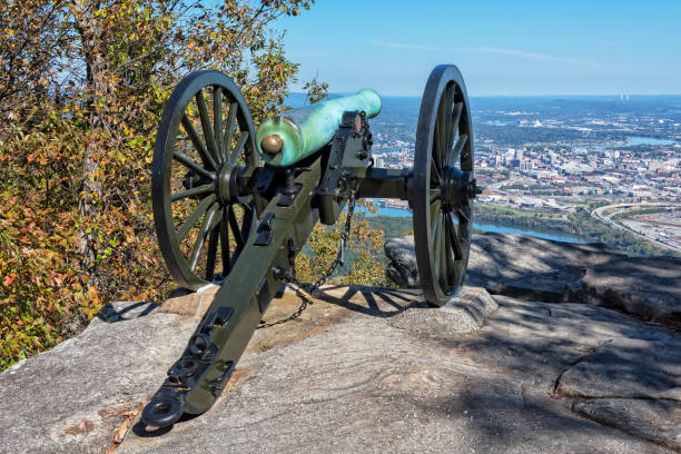 istock Cannon At Point Park Overlooking Chattanooga 897497906