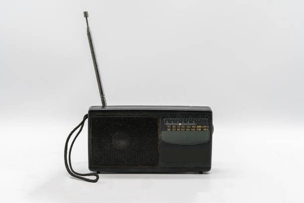 istock Black vintage radio with Antenna isolated on white background 897532588