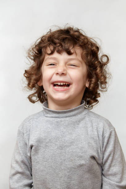 istock Happy smiling little girl 897564762