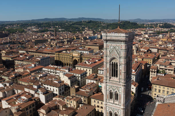 istock Florence Duomo. Santa Maria del Fiore, Basilica 897565096