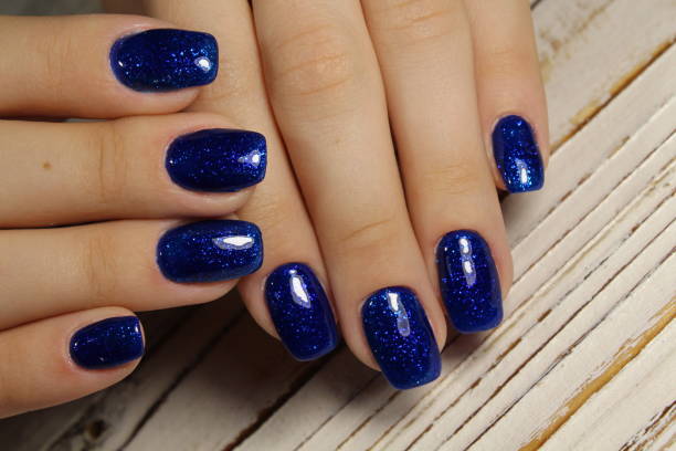 istock Christmas Nail art manicure 897674872