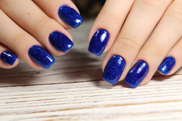 istock Christmas Nail art manicure 897679098