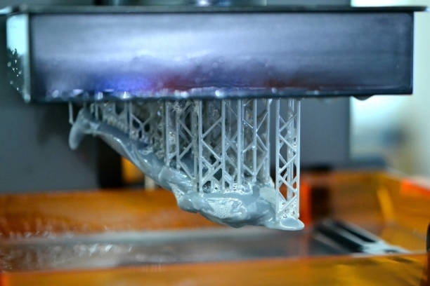 Stereolithography DPL 3d printer create small detail and liquid drips