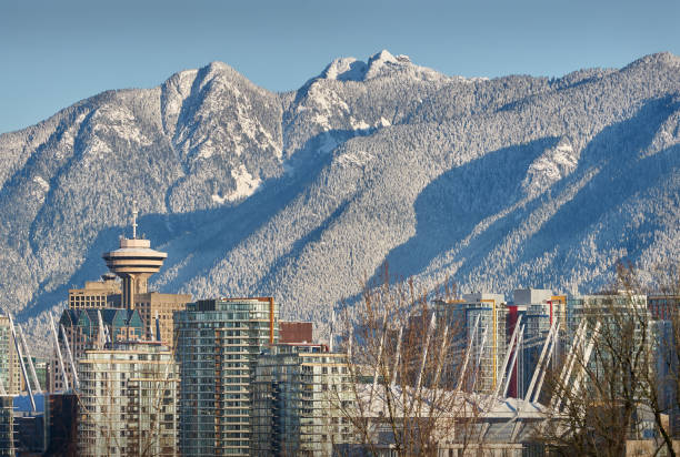 istock Vancouver and Coast Mountains 897842518