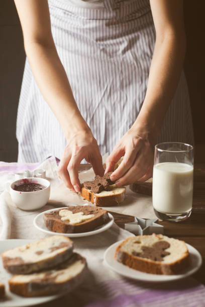 istock Chef decorate the cake, morning concept 897892606