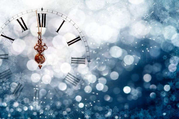 istock Twelve o'clock - new year's eve 897893146