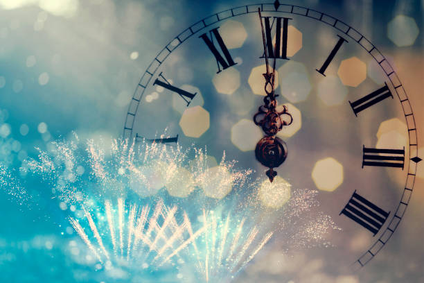 istock Twelve o'clock - new year's eve 897893204