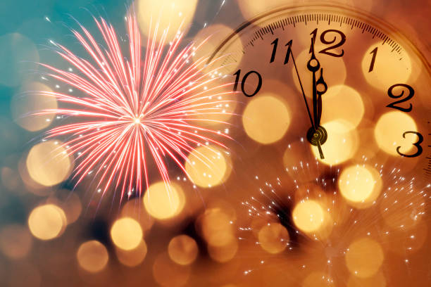 istock Twelve o'clock - new year's eve 897895318