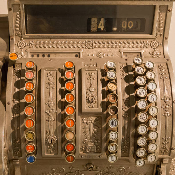 istock Vintage cash register 897979932