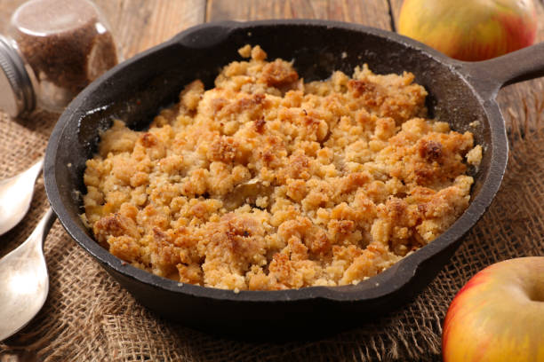 istock homemade apple crumble 898010050