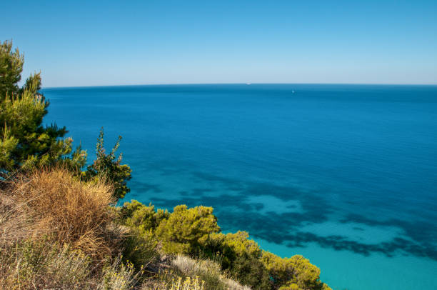 istock Discovering Greece - beautiful romantic summer holidays 898014932