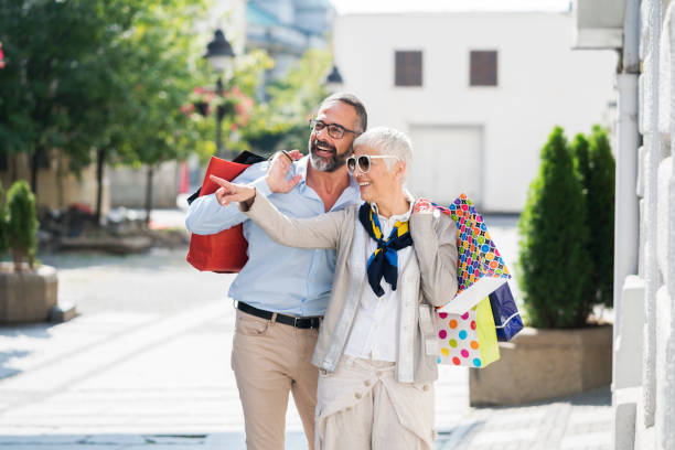 istock Enjoying in shopping together 898095534