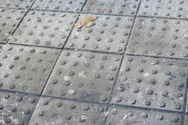 istock Perspective View of Monotone Grunge 898117510
