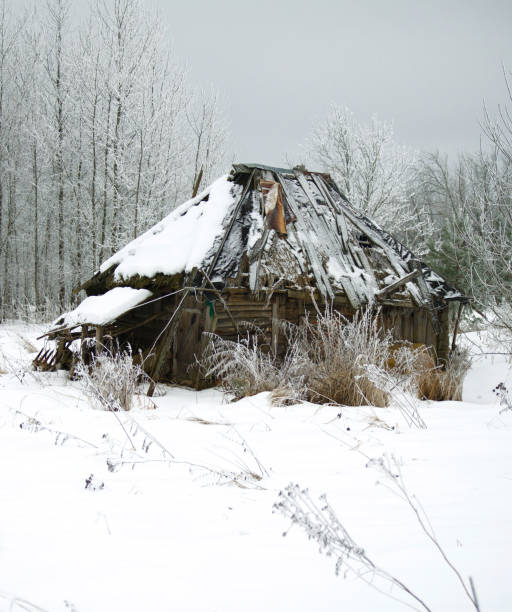 istock crumbling country house 898171560