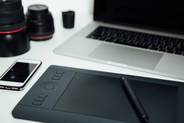 istock Workspace of professional retoucher. 898234914