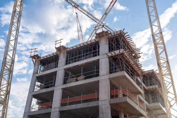 solar de construcción - apartment sky housing project building exterior fotografías e imágenes de stock