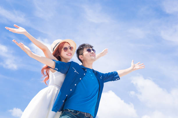 istock couple feel free 898295878