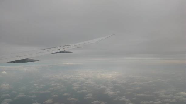 istock Traveling in the sky 898300516