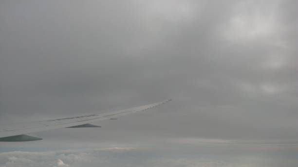 istock Traveling in the sky 898302236