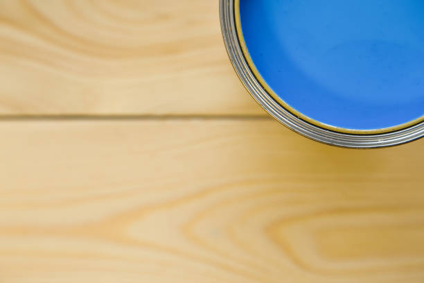 istock A tin can of blue paint 898303650